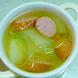 簡単♪ウインナーと白菜と玉ねぎのコンソメスープ